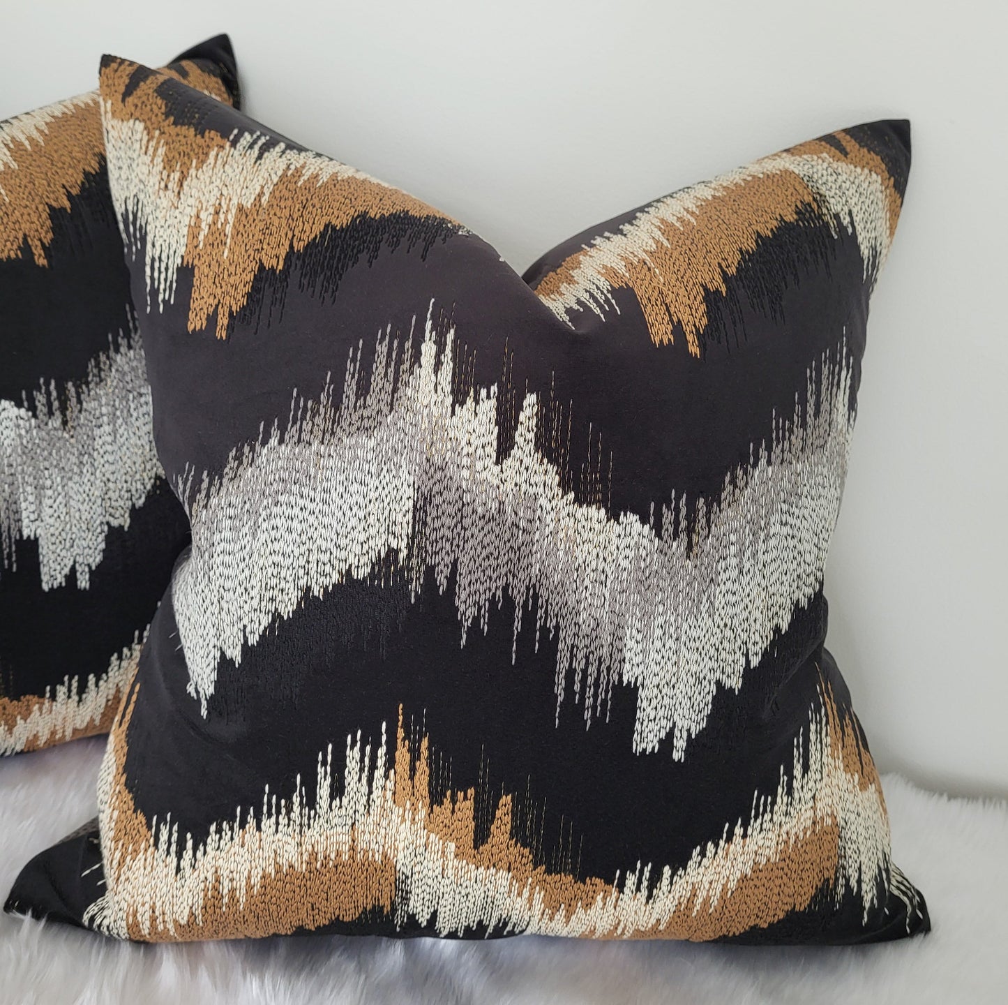 Clarke & Clarke Sagoma Noir Cushion Cover - 45x45cm